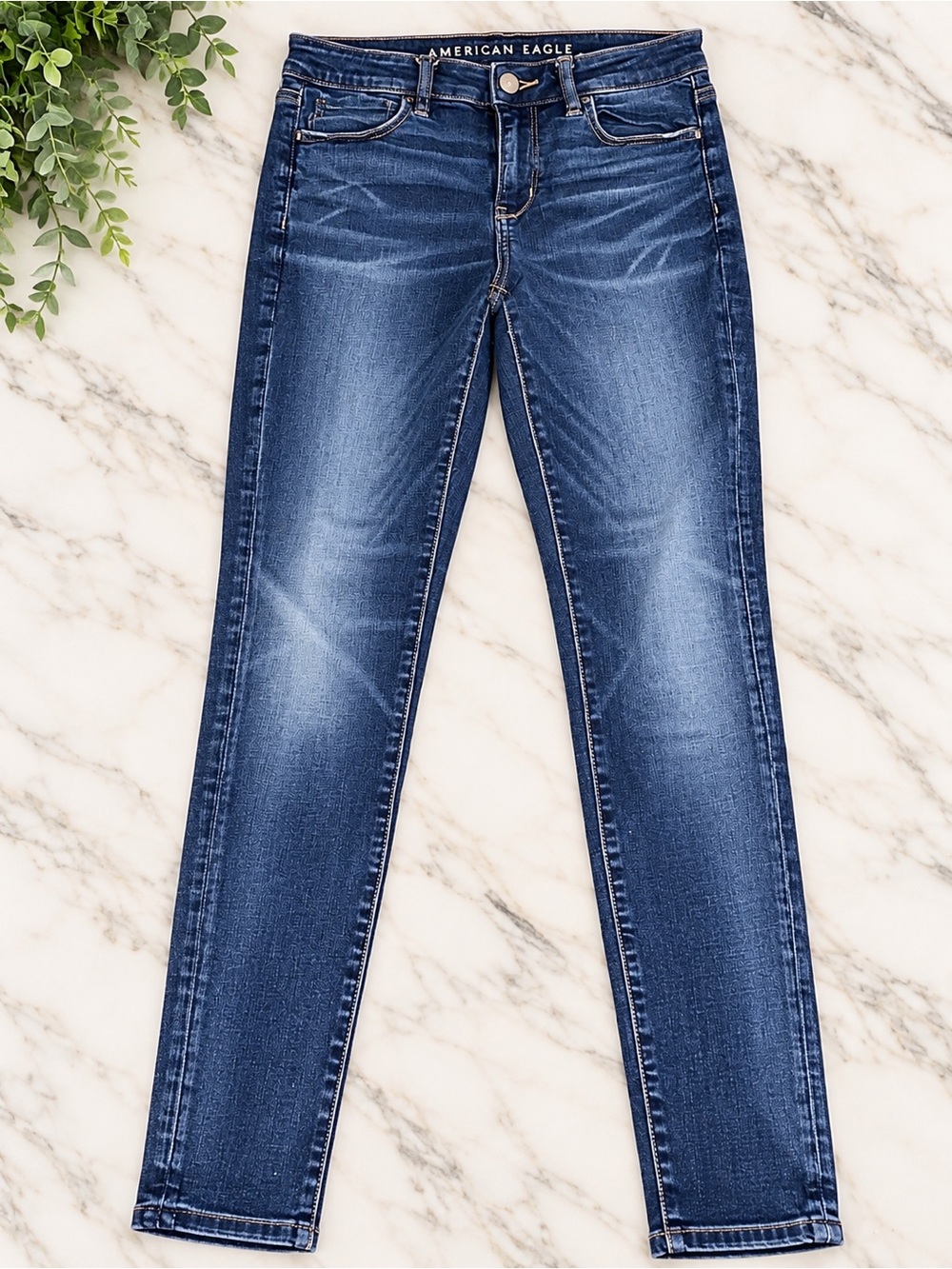 American Eagle Outfitters Women's Medium/Dark Blue Skinny Jeans